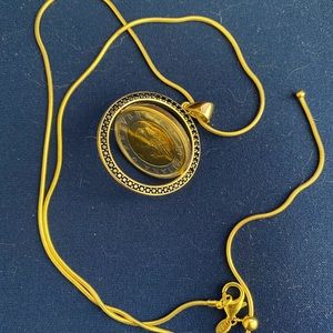 500 Lira coin necklace